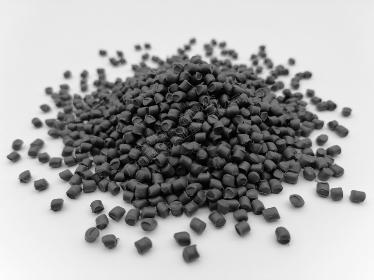 PVC黑色（sè）軟料（liào）顆粒